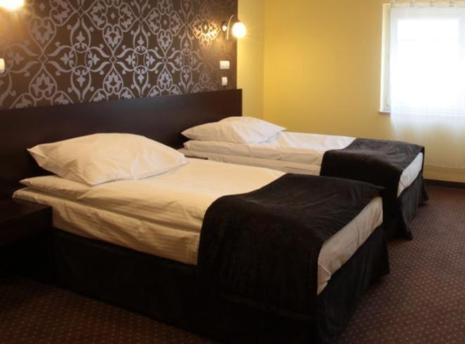 Hotel Alta Brzozów Chambre photo