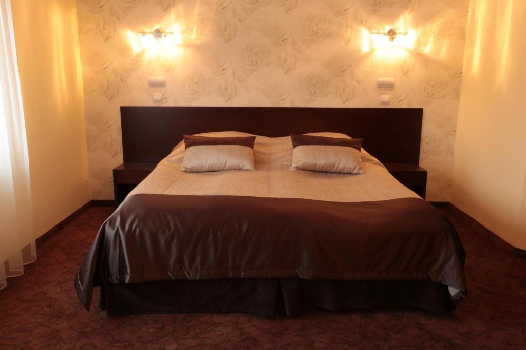 Hotel Alta Brzozów Chambre photo
